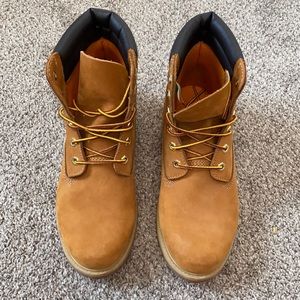 Timberland boots 9.5M size